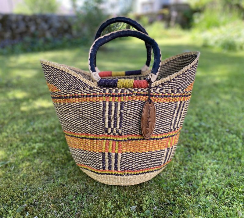 Natural basket Ghana 383